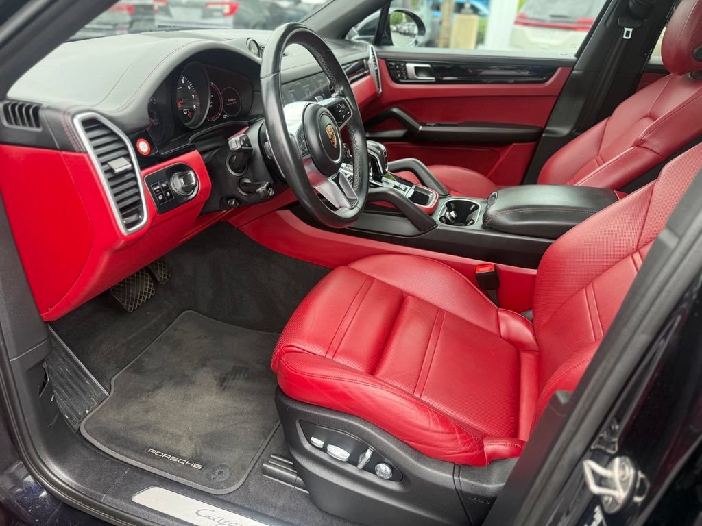 Used 2021 Porsche Cayenne Coupe AWD/4WD image 14