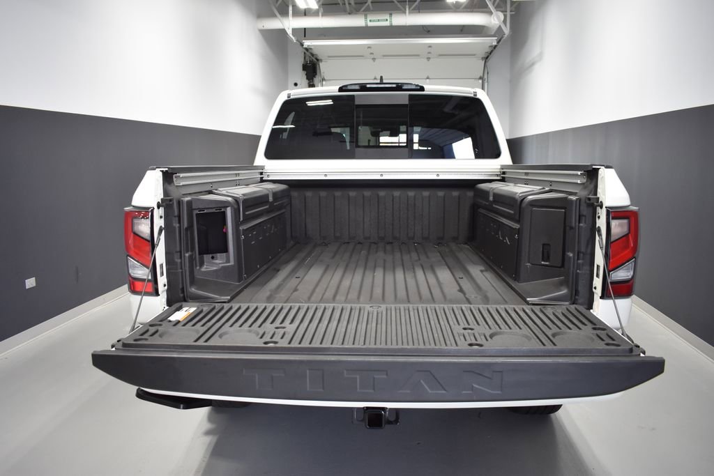 Certified 2023 Nissan Titan Platinum Reserve w/ Moonroof Package AWD/4WD image 37