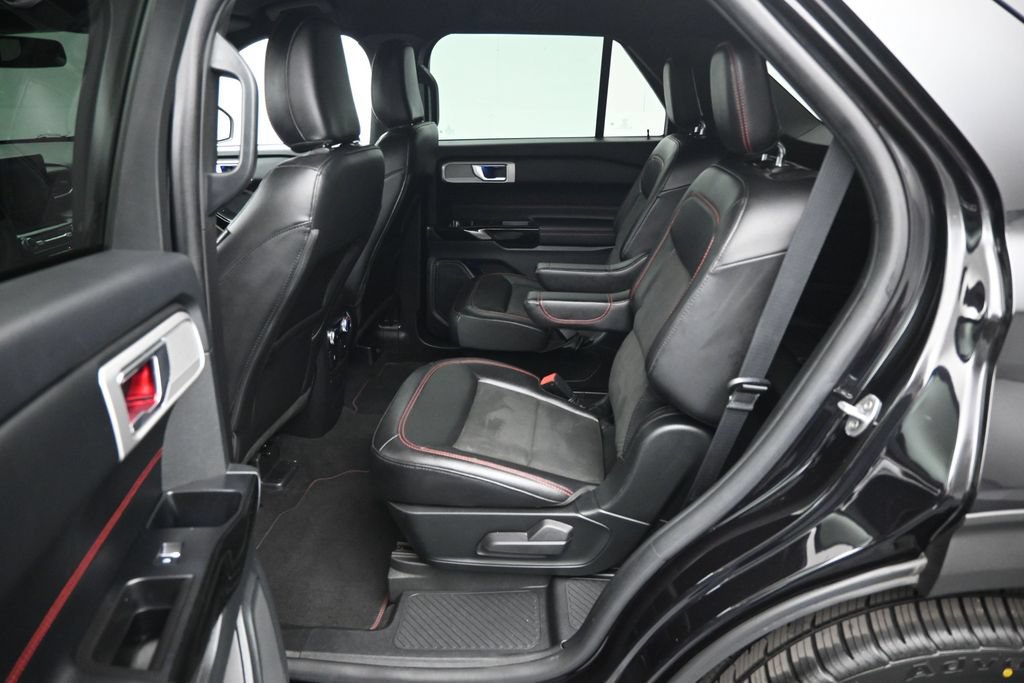 Certified 2023 Ford Explorer ST-Line w/ Class IV Trailer Tow Package RWD image 19