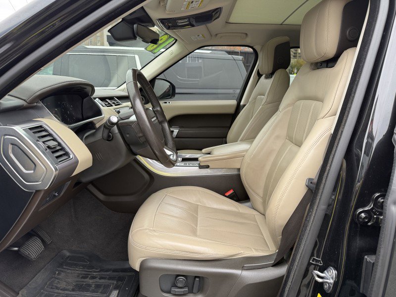 Used 2018 Land Rover Range Rover Sport HSE image 15