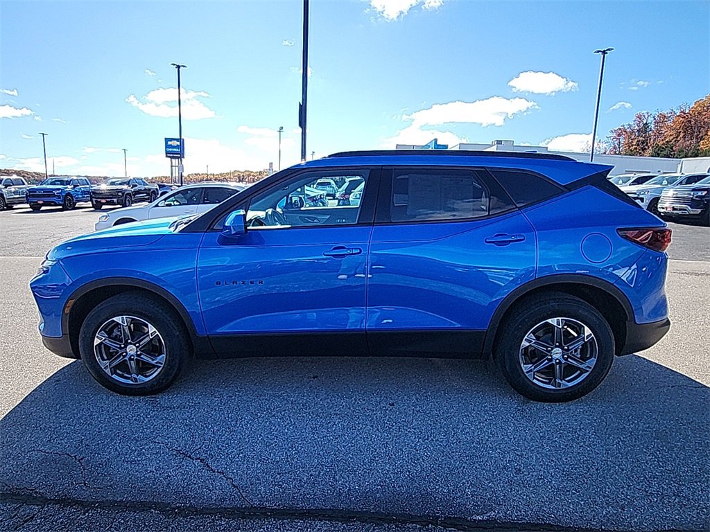 Used 2024 Chevrolet Blazer LT w/ Convenience Package image 5
