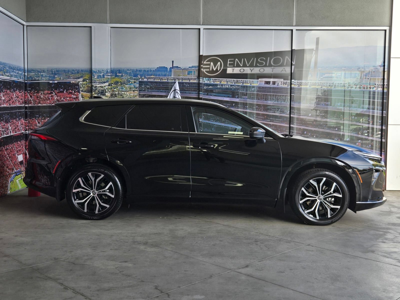 Certified 2026 Toyota Crown Signia AWD/4WD image 4