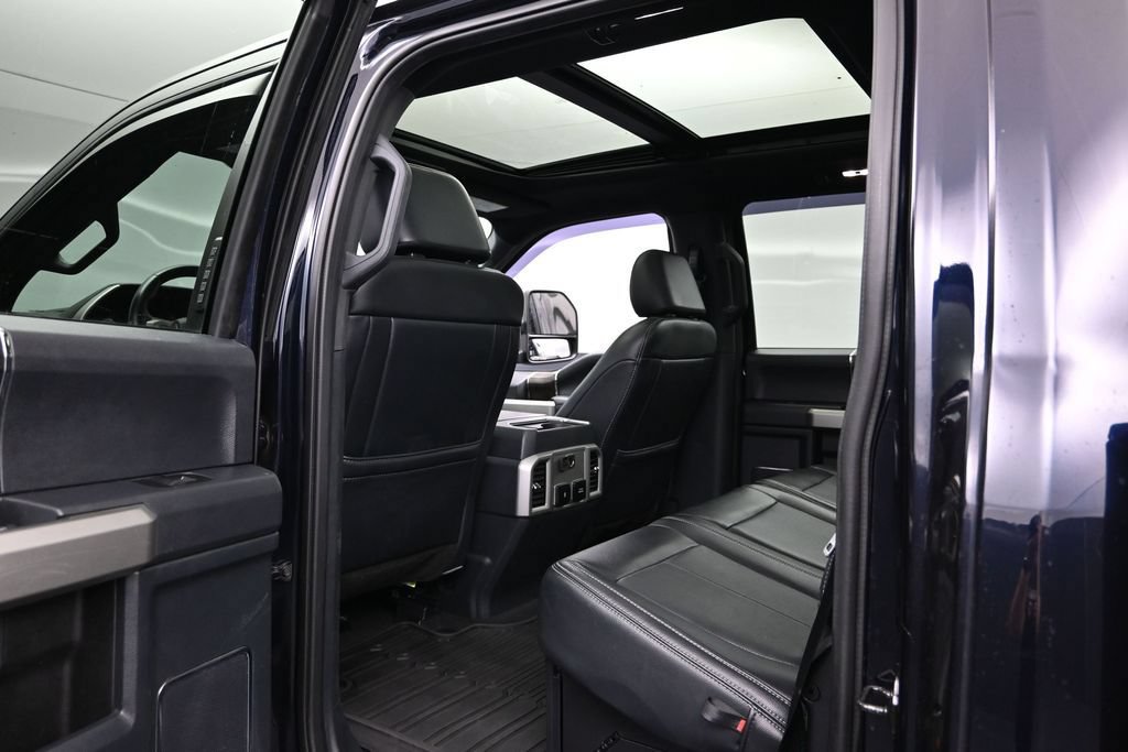 Used 2022 Ford F250 Lariat w/ Black Appearance Package AWD/4WD image 16