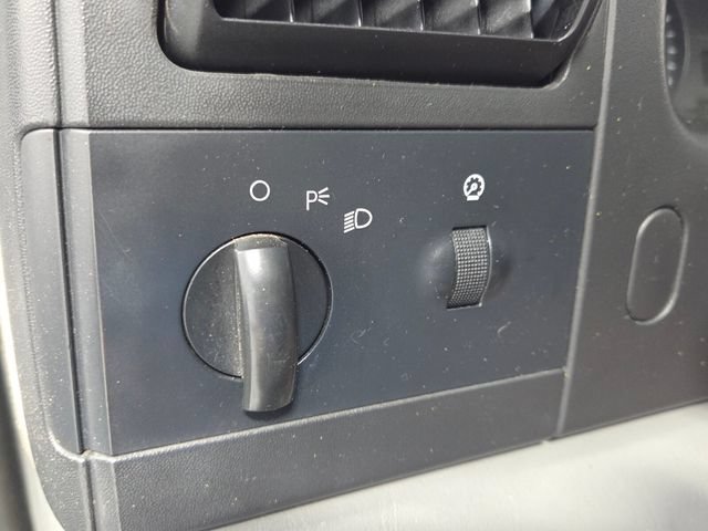 Used 2006 Ford F250 XL RWD image 28