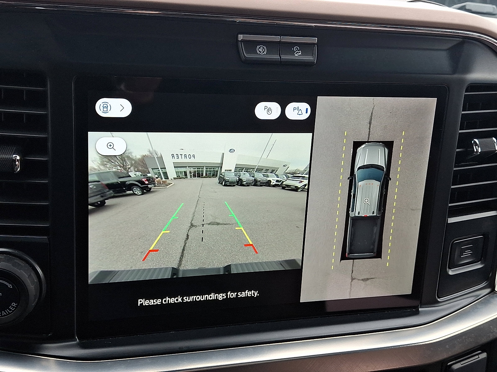 Certified 2025 Ford F450 King Ranch w/ Chrome Package image 24