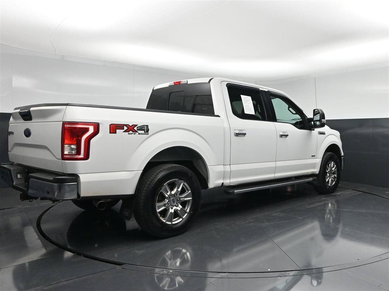 Used 2017 Ford F150 XLT w/ Equipment Group 302A Luxury AWD/4WD image 6