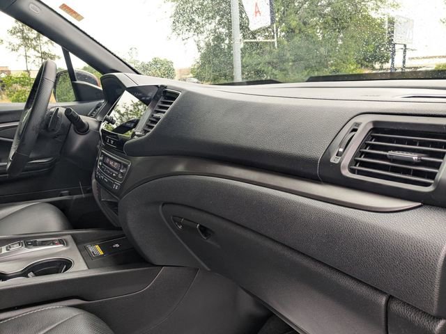 Used 2025 Honda Passport EX-L image 35