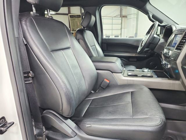 Used 2020 Ford Expedition XLT image 30