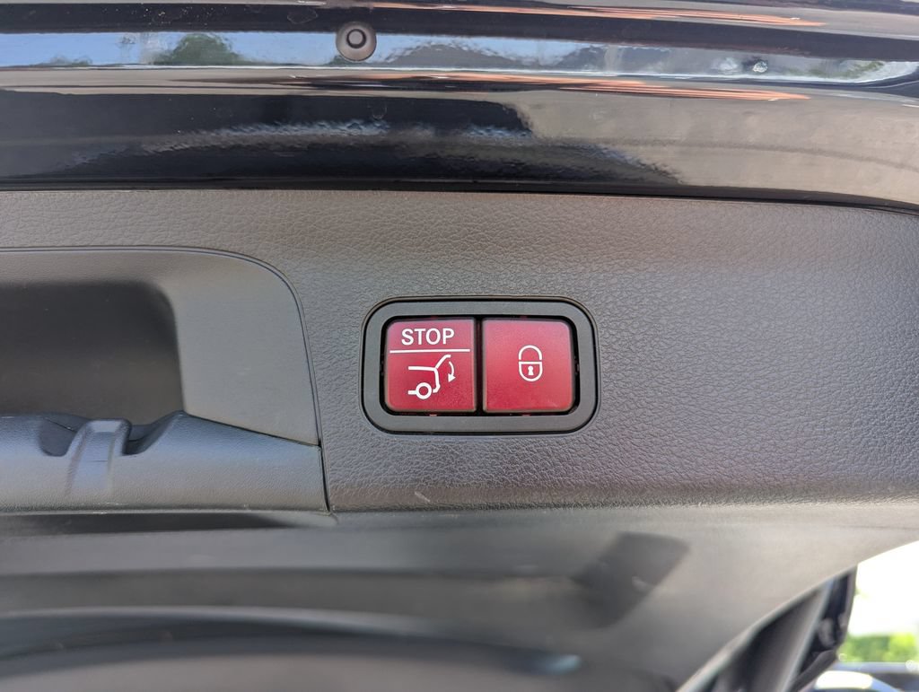 Used 2022 Mercedes-Benz GLS 450 4MATIC image 50