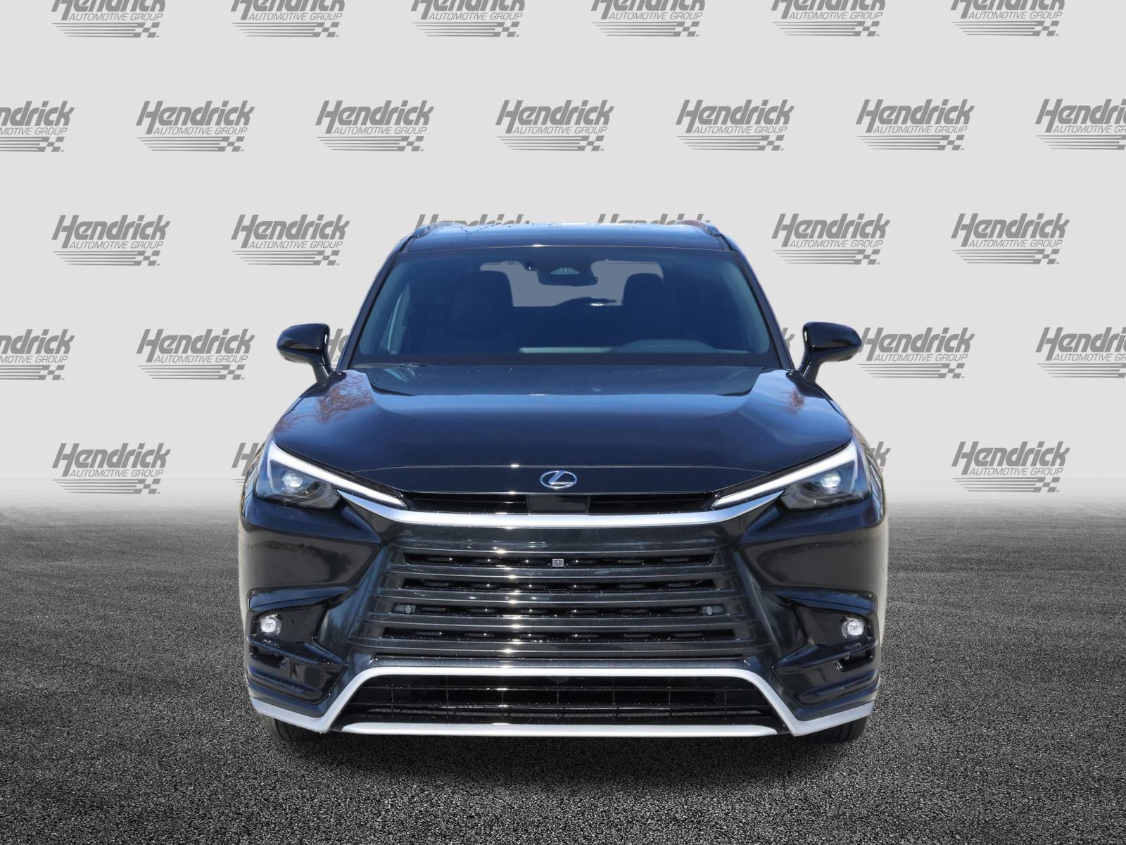 New 2026 Lexus TX 500h AWD image 3