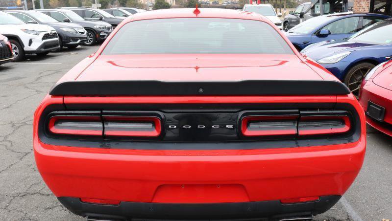 Used 2015 Dodge Challenger R/T Scat Pack w/ Scat Pack Appearance Package image 5