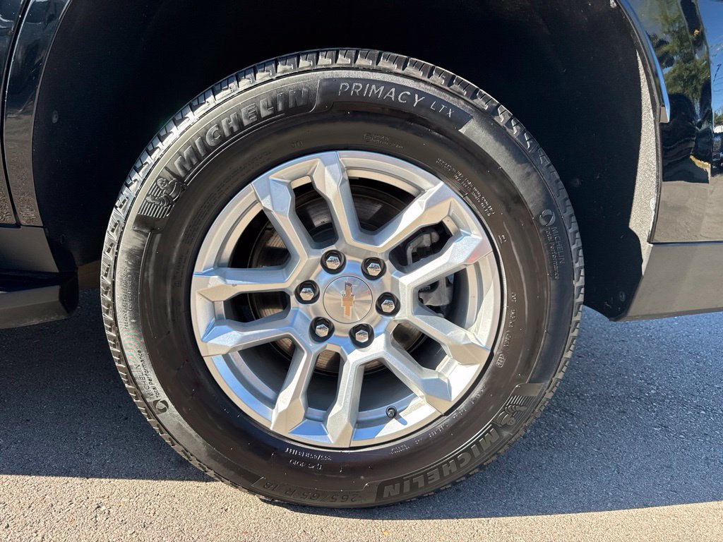 Used 2025 Chevrolet Tahoe LT AWD/4WD image 29