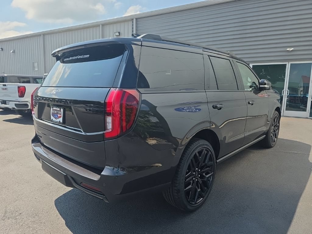 New 2027 Ford Expedition Platinum w/ Stealth Performance Package AWD/4WD image 5