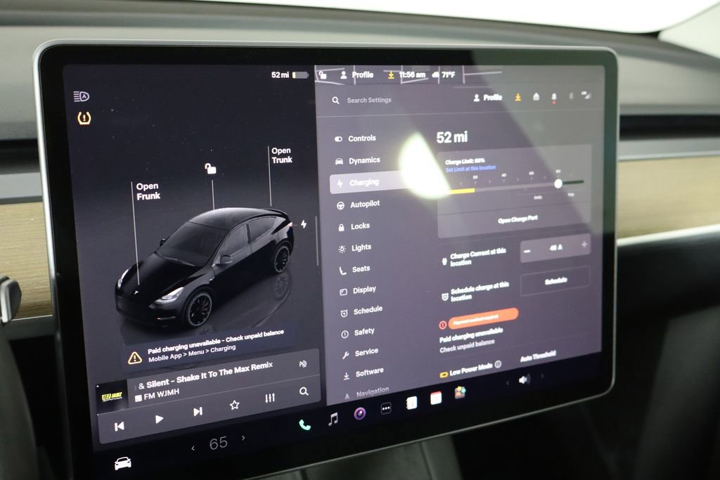 Used 2023 Tesla Model Y Performance image 28