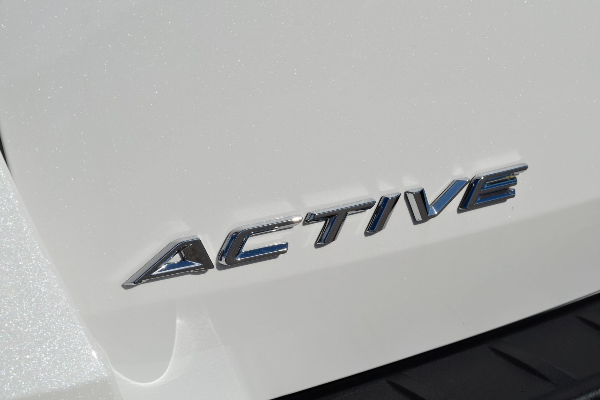 Used 2025 Ford Explorer Active w/ Active Comfort Package AWD/4WD image 21