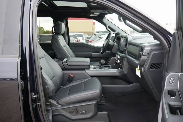 New 2025 Ford F150 XLT w/ Equipment Group 303A High image 28