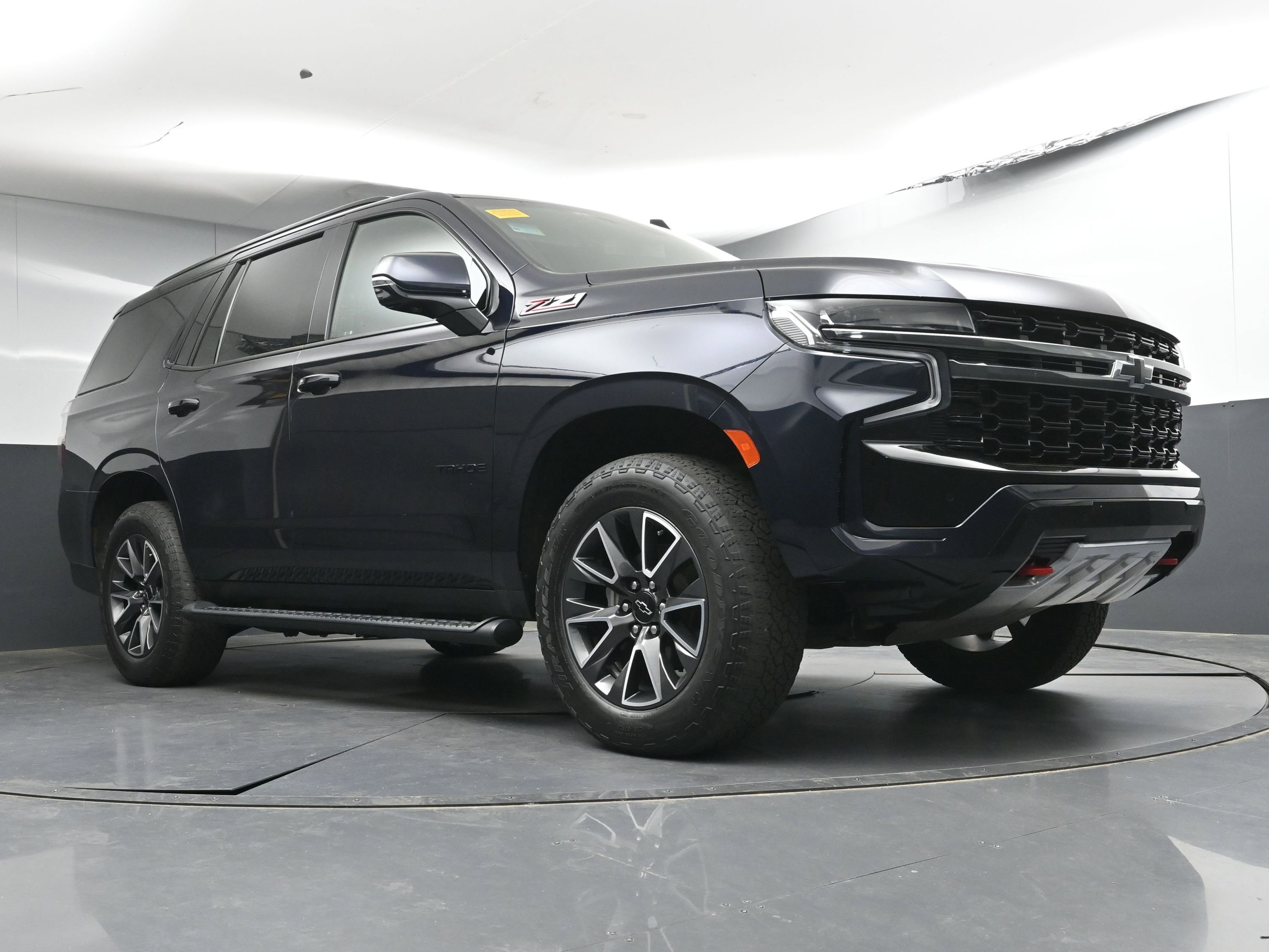 Used 2021 Chevrolet Tahoe Z71 w/ Luxury Package image 24