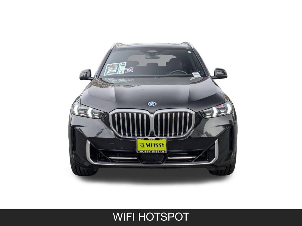 Used 2025 BMW X5 xDrive50e AWD/4WD image 4