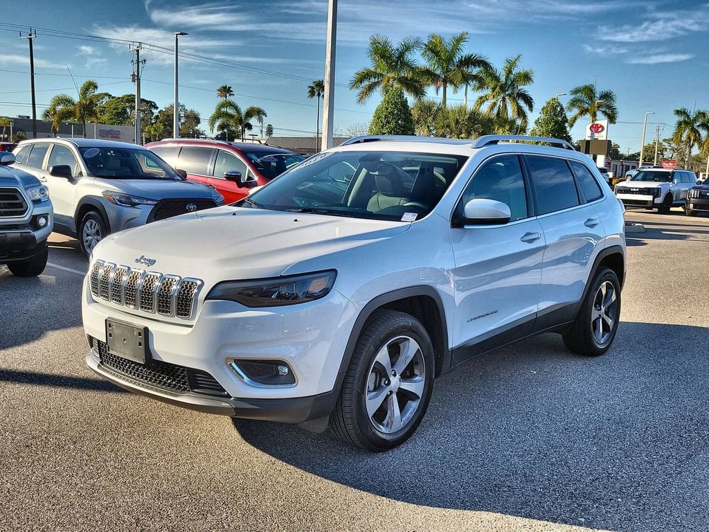 Used 2019 Jeep Cherokee Limited image 2