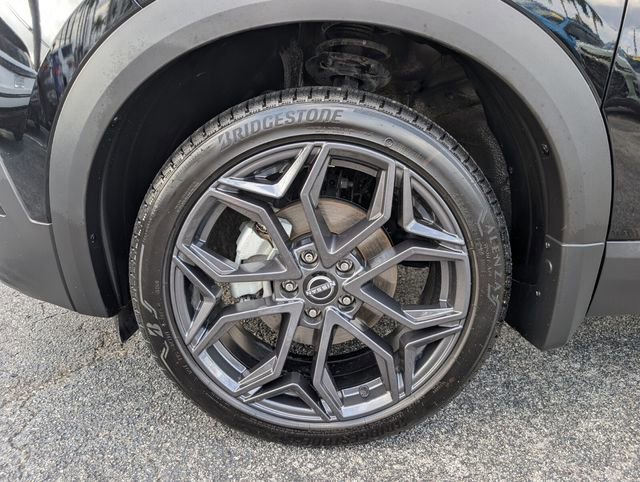 Used 2025 Nissan Kicks SR image 6