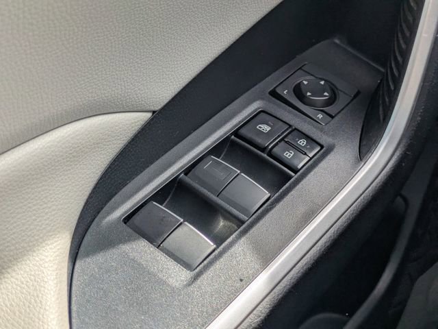 Used 2019 Toyota RAV4 XLE Premium image 25