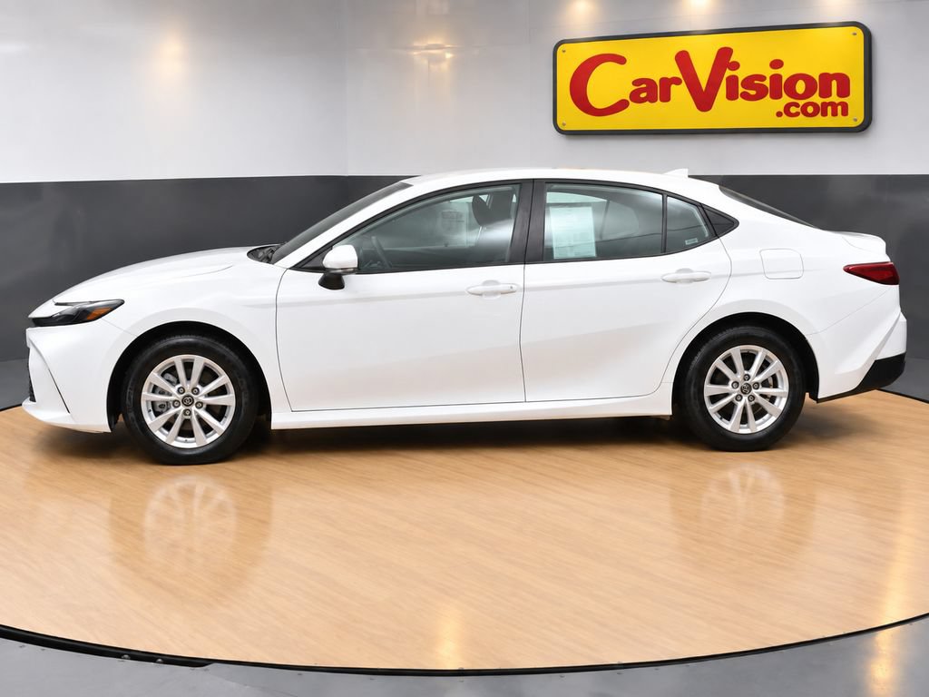 Used 2025 Toyota Camry LE FWD image 7