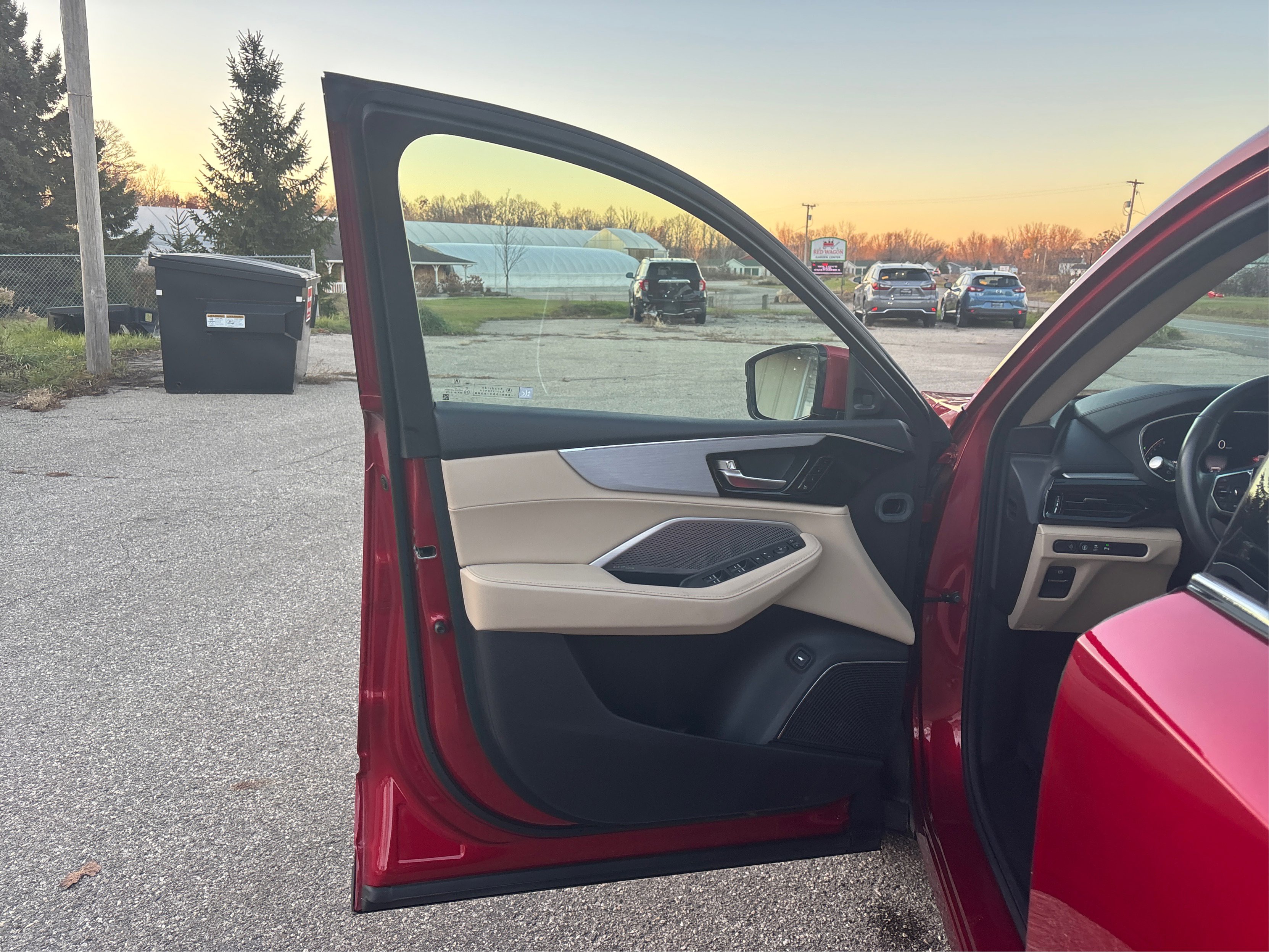 Used 2024 Acura MDX SH-AWD w/ Technology Package image 23