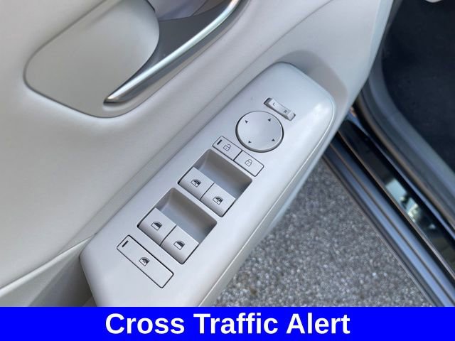 Used 2024 Hyundai Kona Limited image 11