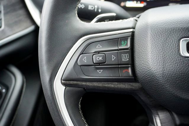 Used 2023 Jeep Grand Cherokee Limited w/ Luxury Tech Group II image 24