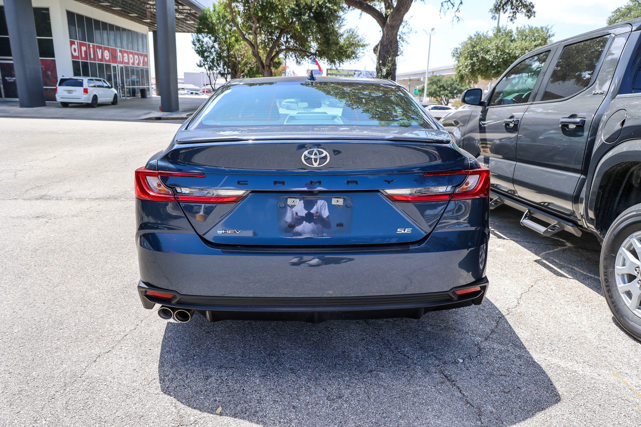 Used 2026 Toyota Camry SE w/ Multimedia Upgrade Package FWD image 9