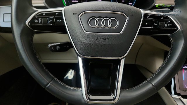 Used 2024 Audi Q8 e-tron Premium Plus w/ Premium Plus Package AWD/4WD image 65