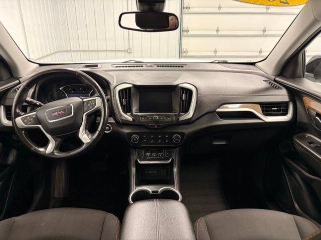 Used 2020 GMC Terrain SLE w/ Elevation Edition FWD image 13