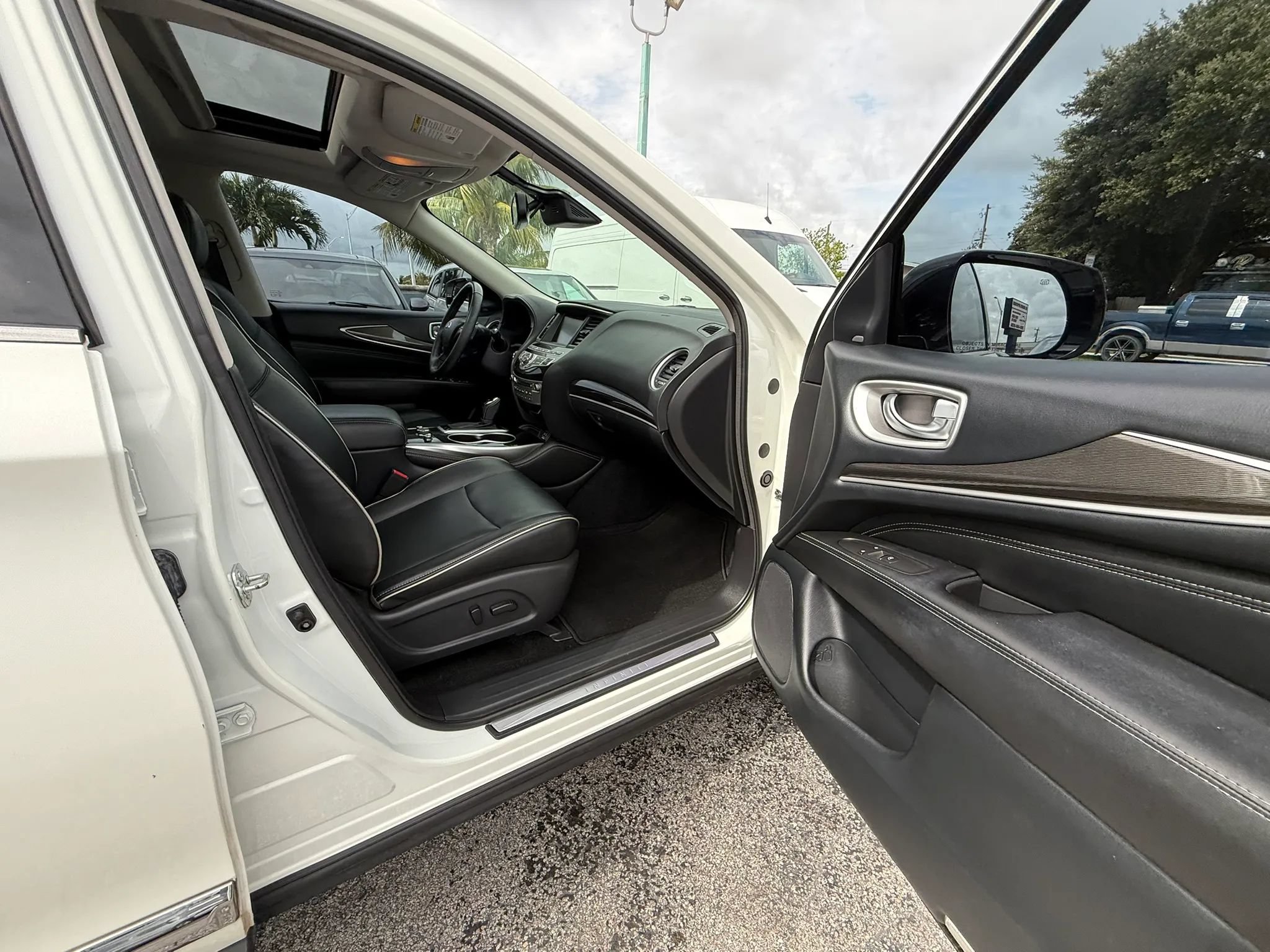 Used 2020 INFINITI QX60 Pure FWD image 29