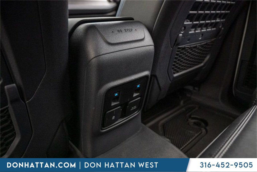 Used 2024 Ford Bronco Big Bend image 29