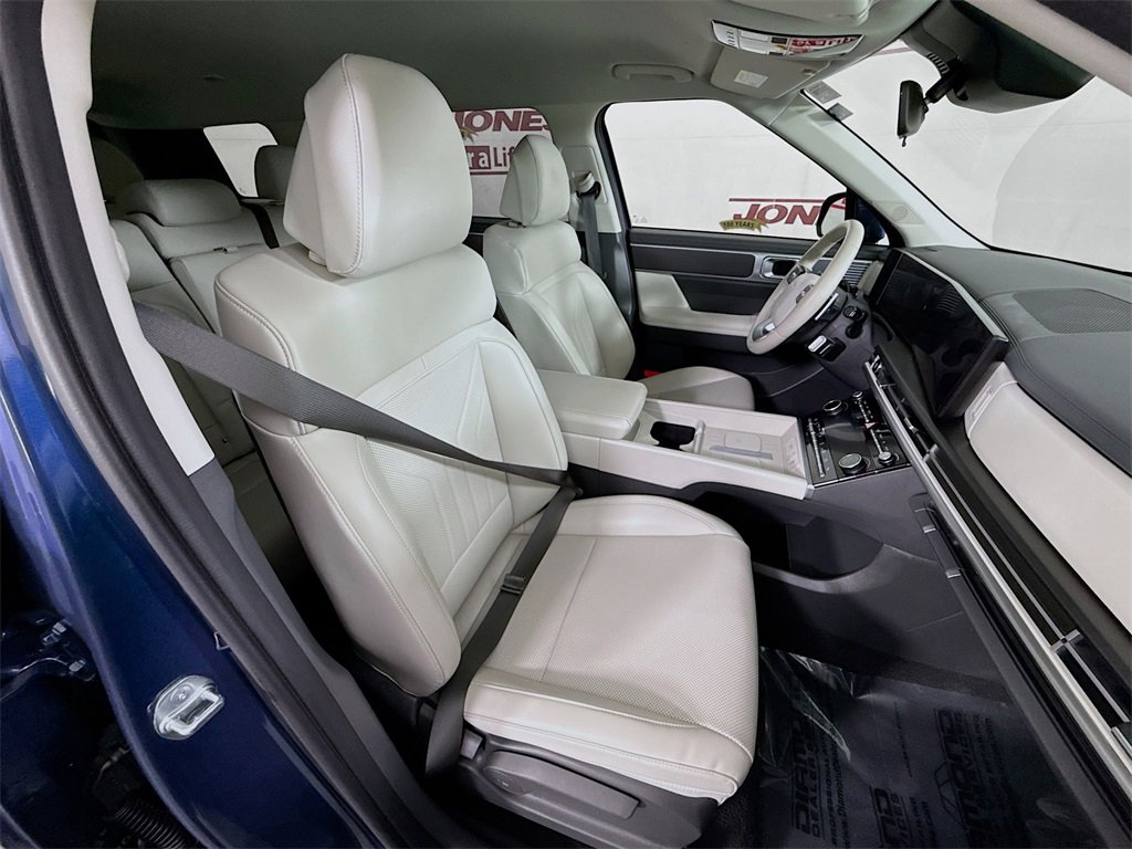 Used 2025 Hyundai Santa Fe SEL w/ Tow & Go Package image 30