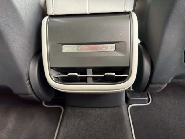 New 2026 Lincoln Nautilus Premier image 23