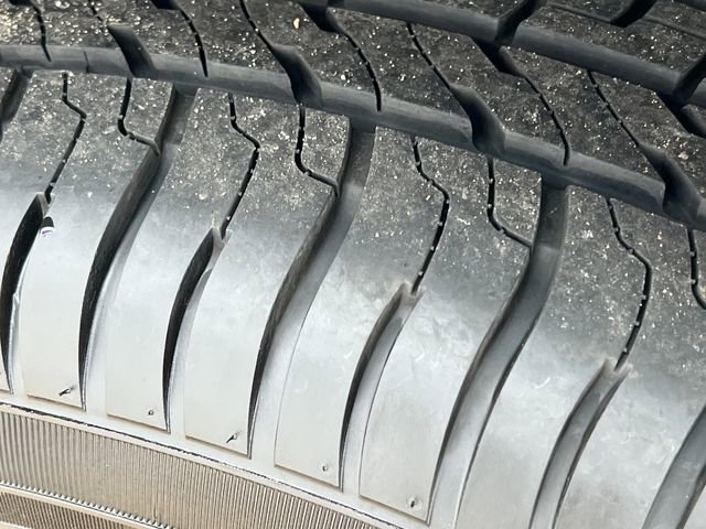 Used 2022 Jeep Grand Cherokee Limited 4xe w/ Luxury Tech Group II image 8