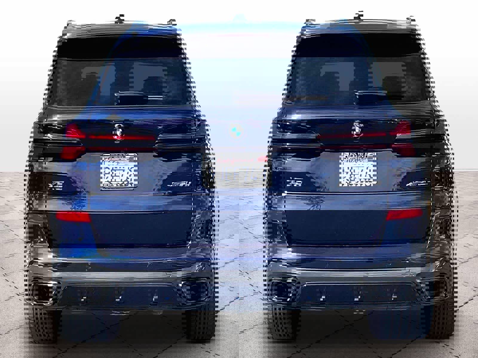 Certified 2024 BMW X5 xDrive50e w/ Executive Package image 7