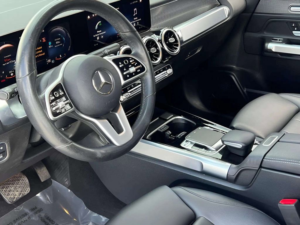 Used 2020 Mercedes-Benz GLB 250 4MATIC image 9