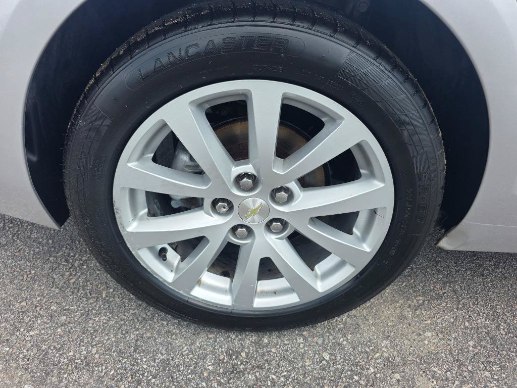 Used 2015 Chevrolet Malibu LT FWD image 19