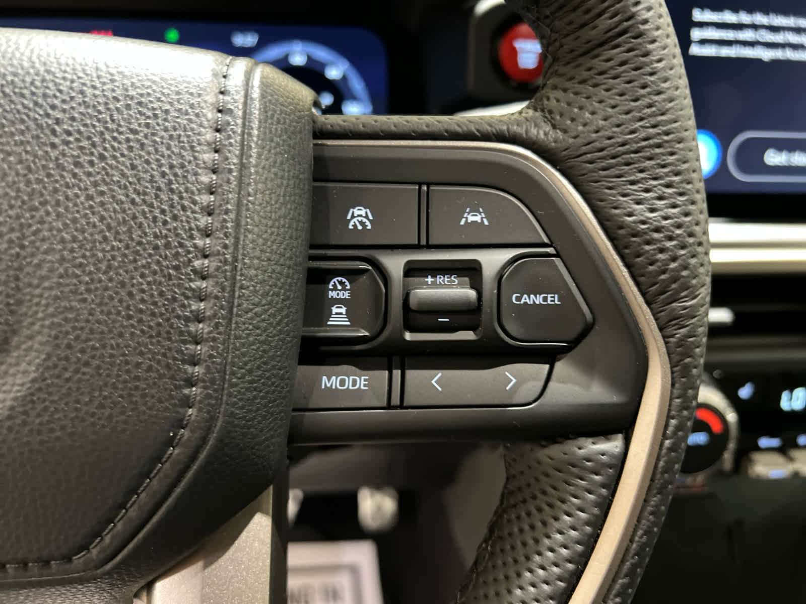 Used 2024 Toyota Tacoma TRD Sport w/ TRD Sport Upgrade Package image 16