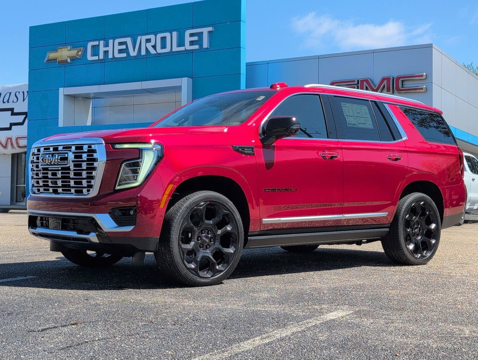 New 2026 GMC Yukon Denali w/ Denali Reserve Package
