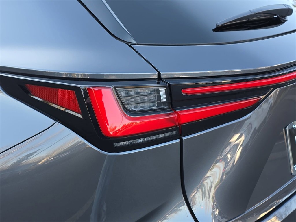 Used 2025 Lexus NX 350h AWD w/ Rear Seat Package image 36