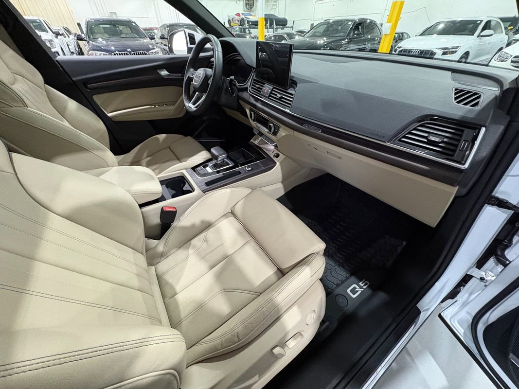 Used 2025 Audi Q5 2.0T Premium Plus w/ Premium Plus Package image 53