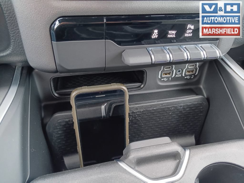 Used 2022 RAM 1500 Big Horn AWD/4WD image 20