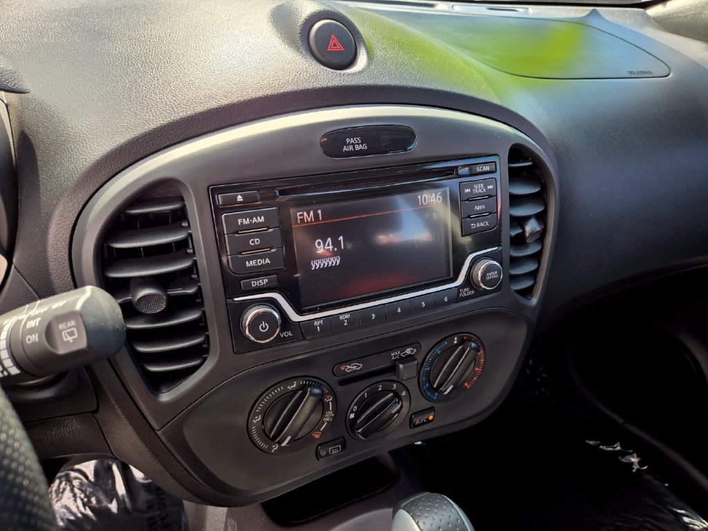 Used 2016 Nissan Juke S FWD image 29