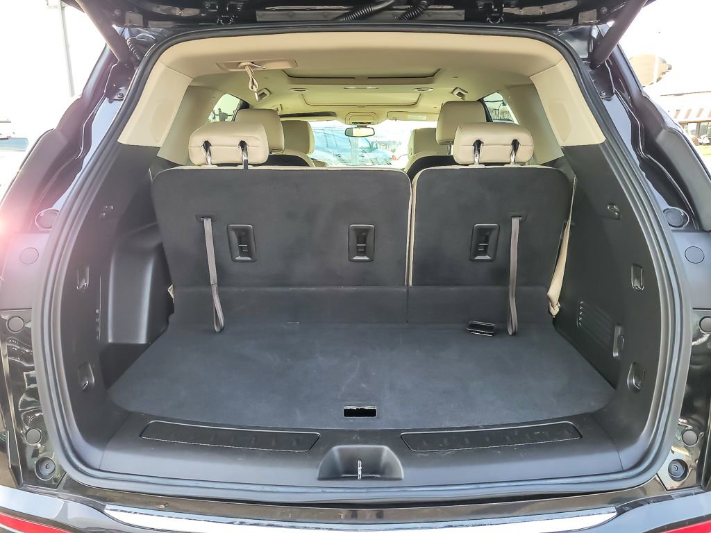 Used 2021 Buick Enclave Essence w/ Sport Touring Edition image 19
