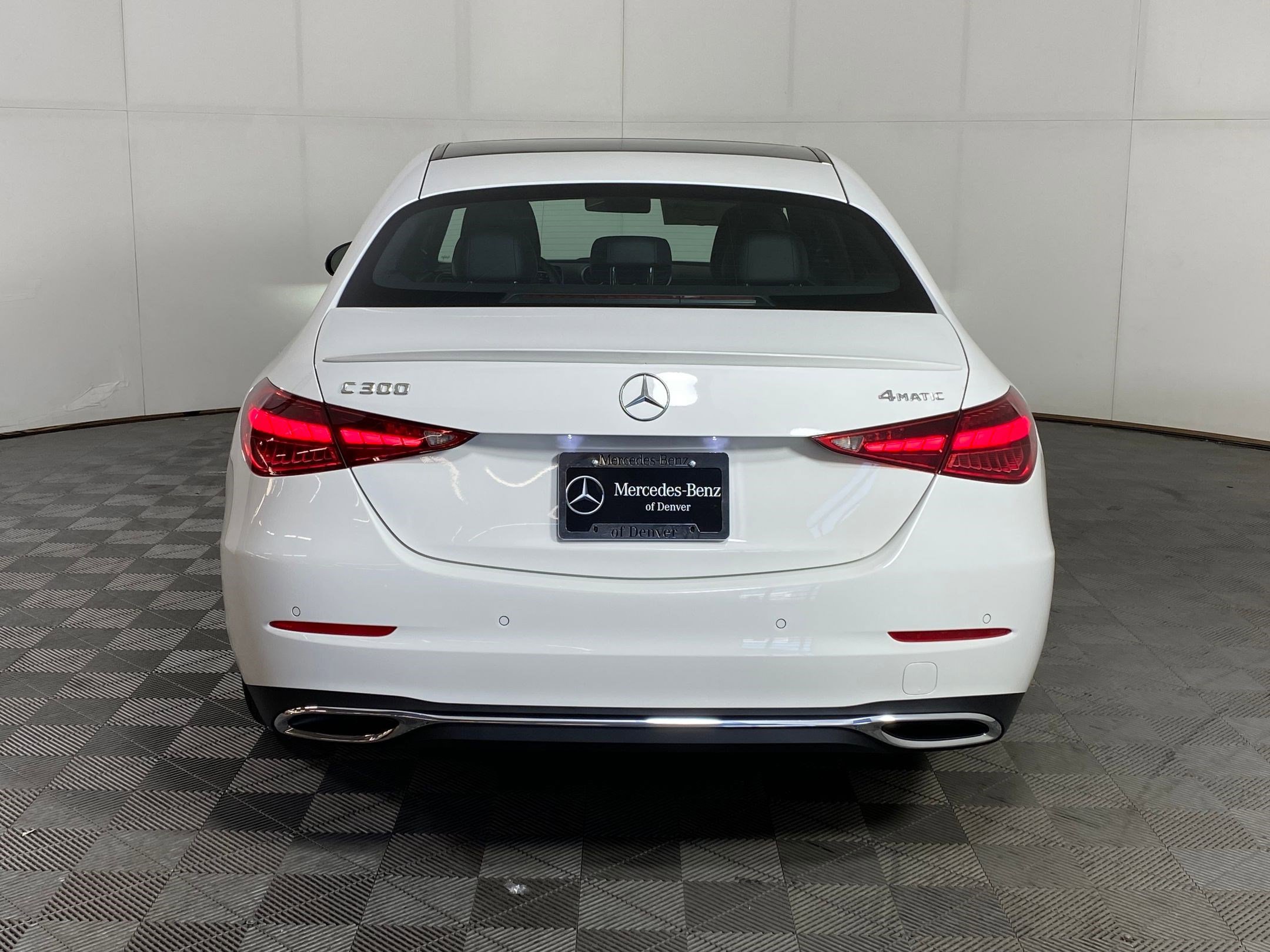 Used 2025 Mercedes-Benz C 300 4MATIC Sedan image 9