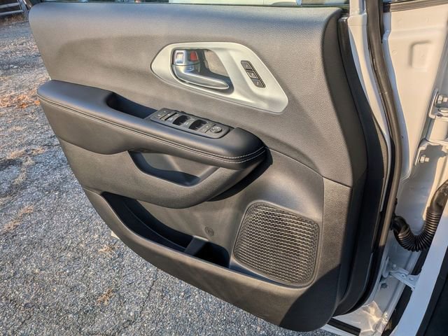 New 2026 Chrysler Pacifica Limited w/ S Appearance Package image 20