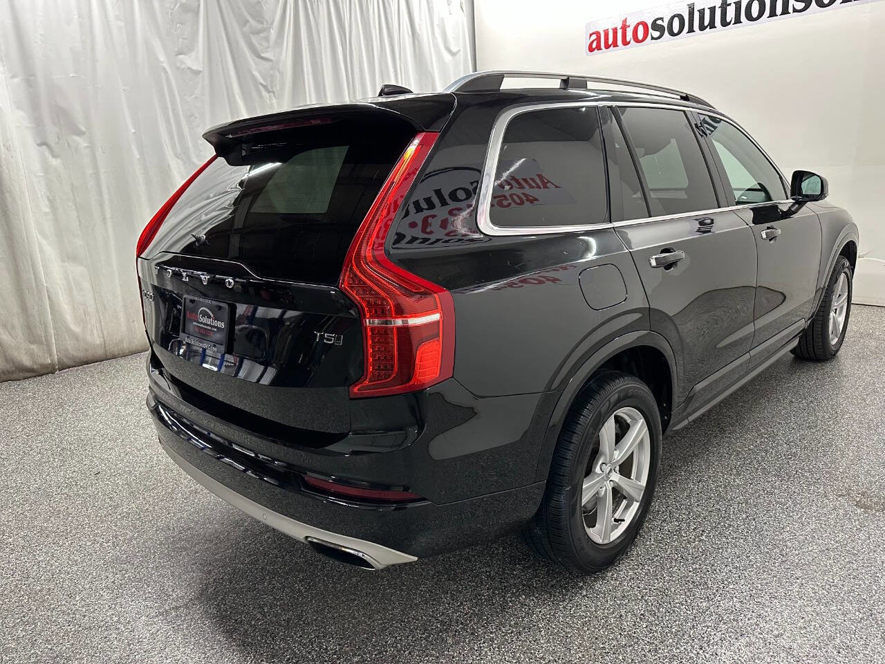 Used 2016 Volvo XC90 T5 Momentum image 7